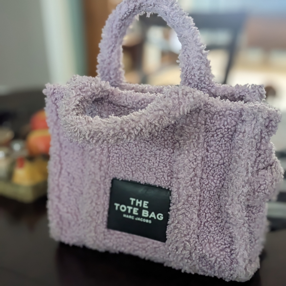 Marc Jacobs Medium Teddy Tote